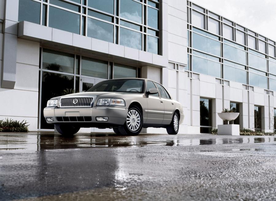  Mercury Grand Marquis 2005 года  (фото 27 из 30)